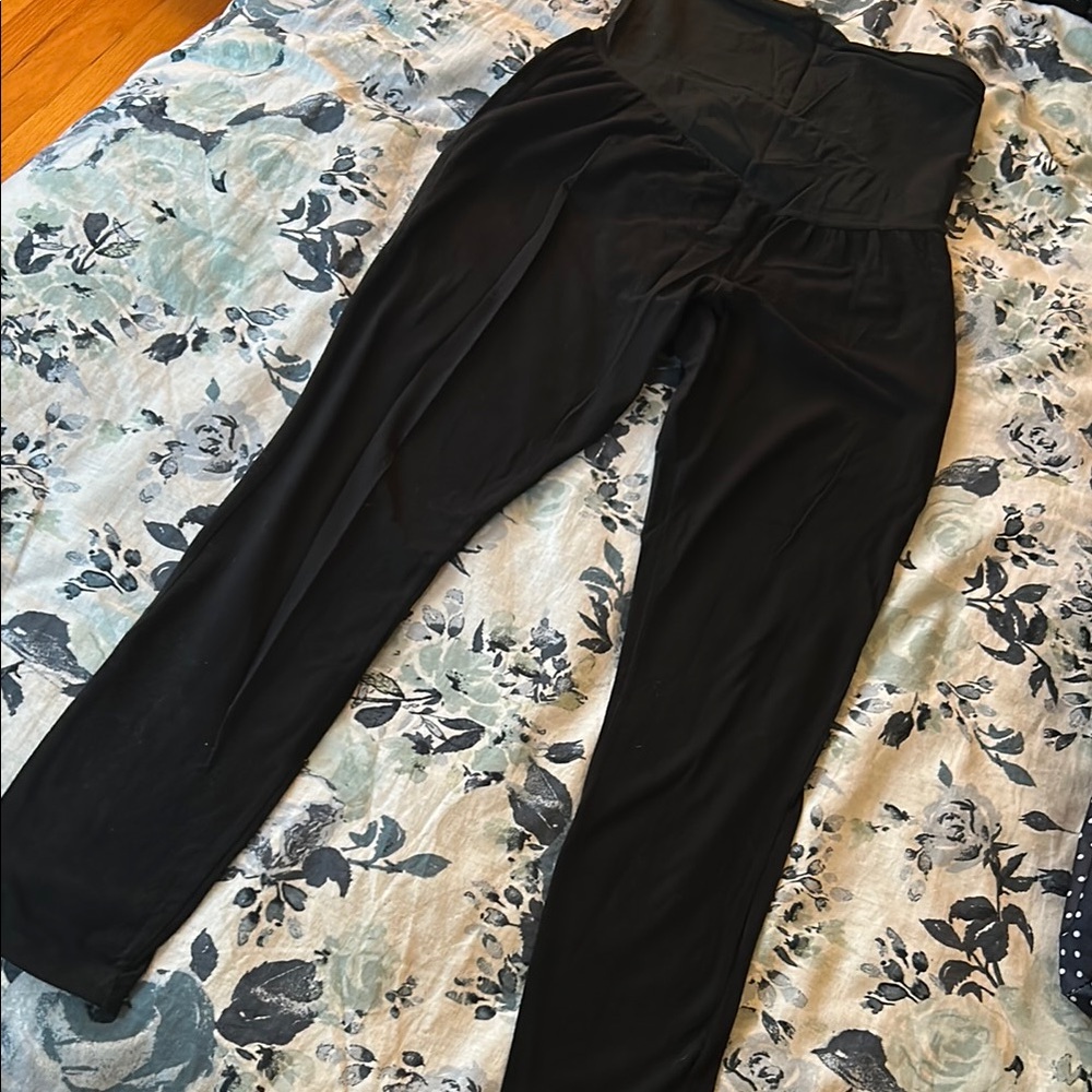 Liz Lange Maternity Black High-Waisted Leggings - Sz L